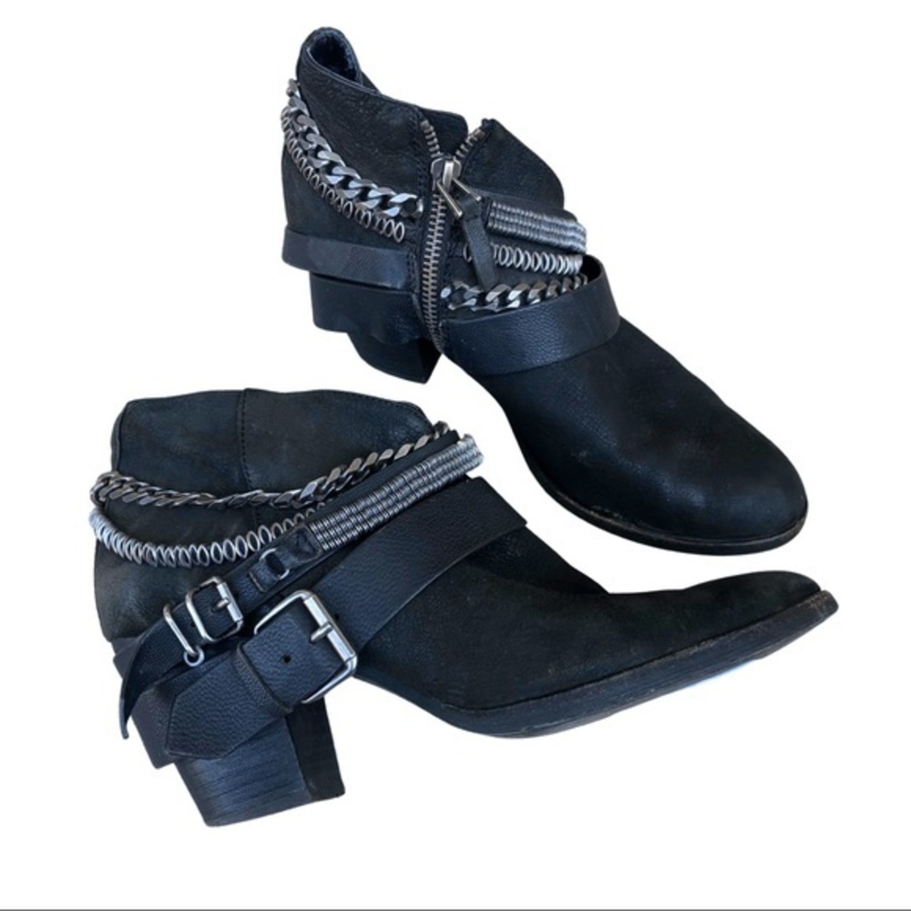 Dulce Vita Black Booties Size 8